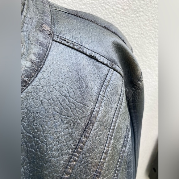 Guess Los Angeles distressed faux leather jet black Moto jacket size med… - Picture 10 of 10